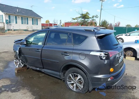 2017 Toyota Rav4 Xle из США, поврежденный, VIN JTMRFREVXHJ113152